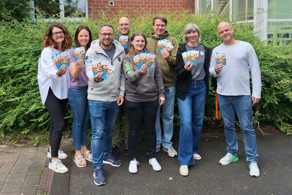 Arbeitskreises-Jugendhilfe-und-Schule-Holzwickede-mit-dem-Jugendberater