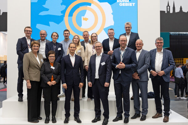 10-06 Gruppenfoto Delegation Kreis Unna - Foto BMR