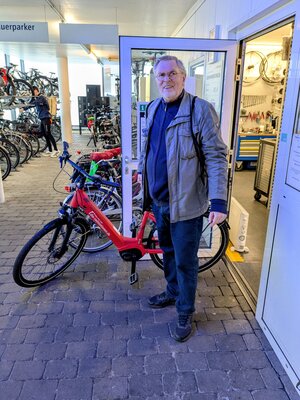 Bild vergrößern: 10 Verlosung E-Bike Foto U Bangert