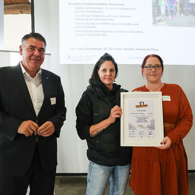 Bild vergr&ouml;&szlig;ern: API-Ambulante-Pflege