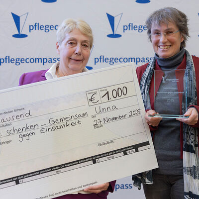 Bild vergr&ouml;&szlig;ern: Bild-(4)-Foto-Pflegecompass-