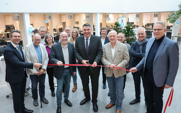 12-12-Eröffnung-Bürgerbüro-(2)-Foto-Max-Rolke---Kreis-Unna