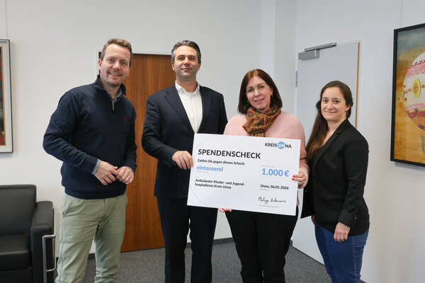 01-06 Spendenübergabe Kinderhospiz Verein Foto Lea Malzer Kreis Unna-2