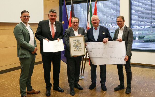 01-15-Übergabe-Förderbescheid-(1)-Foto-Max-Rolke---Kreis-Unna-3