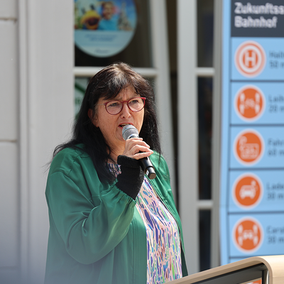 Bild vergr&ouml;&szlig;ern: 05-21-Eöffnung-Mobilstation-(10)-Foto-Max-Rolke---Kreis-Unna