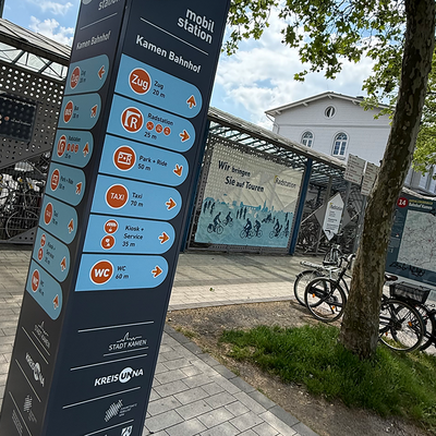 Bild vergr&ouml;&szlig;ern: 05-21-Eröffnung-Mobilstation-(11)-Foto-Max-Rolke---Kreis-Unna