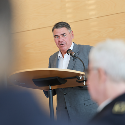 Bild vergr&ouml;&szlig;ern: Foto-4-07-01-Verabschiedung-Sommer-(29)-Foto-Max-Rolke---Kreis-Unna