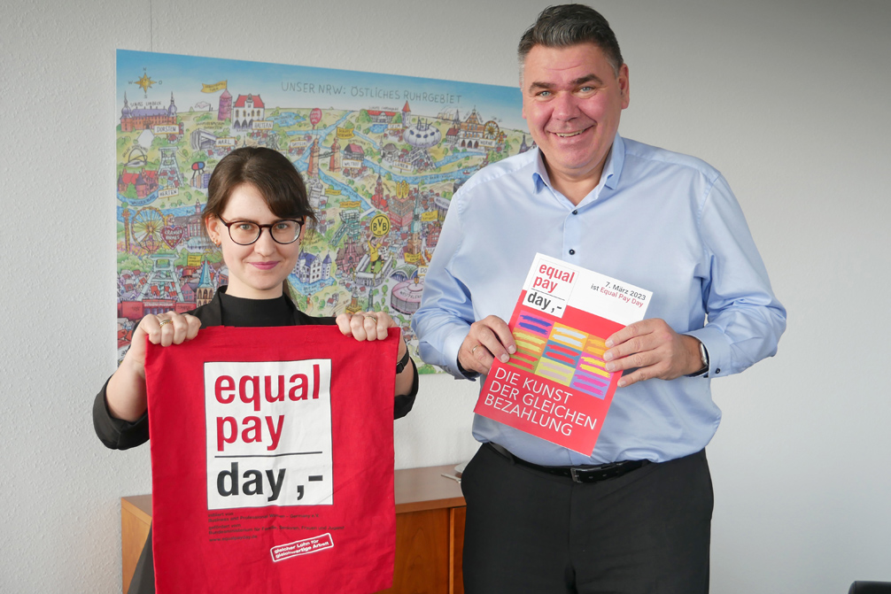Bild vergrößern: Equal Pay Day