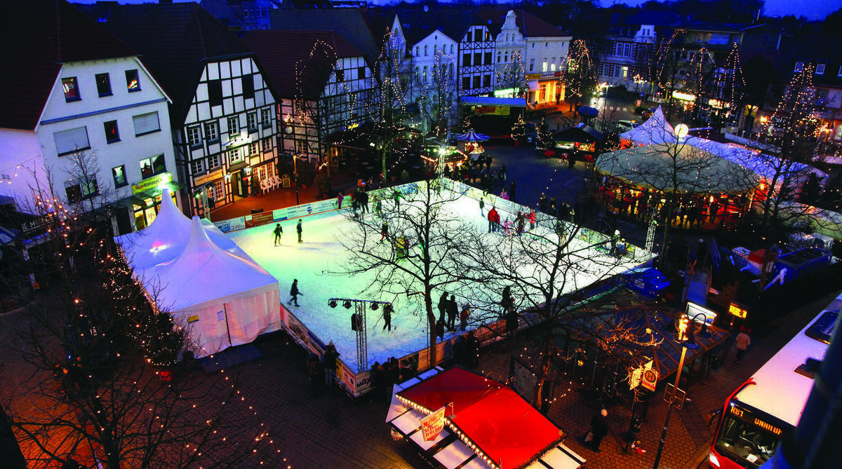 Bild vergrößern: Kamen - Markt - Winterwelt - Foto Stefan Milk - Rechte Stadt Kamen - für Kreis frei