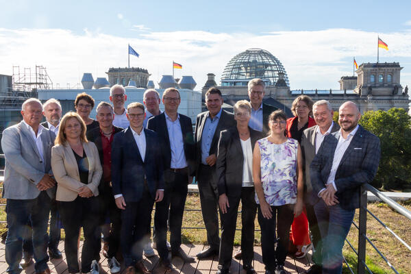Gruppenfoto der Delegation in Berlin