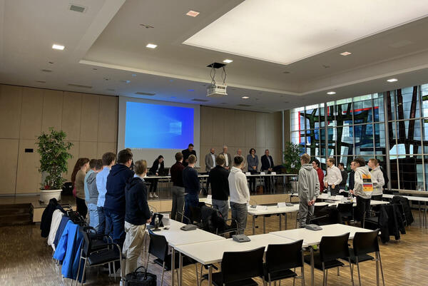 Erste Sitzung Jugendkreistag 10 04 2024 Foto Kreis Unna